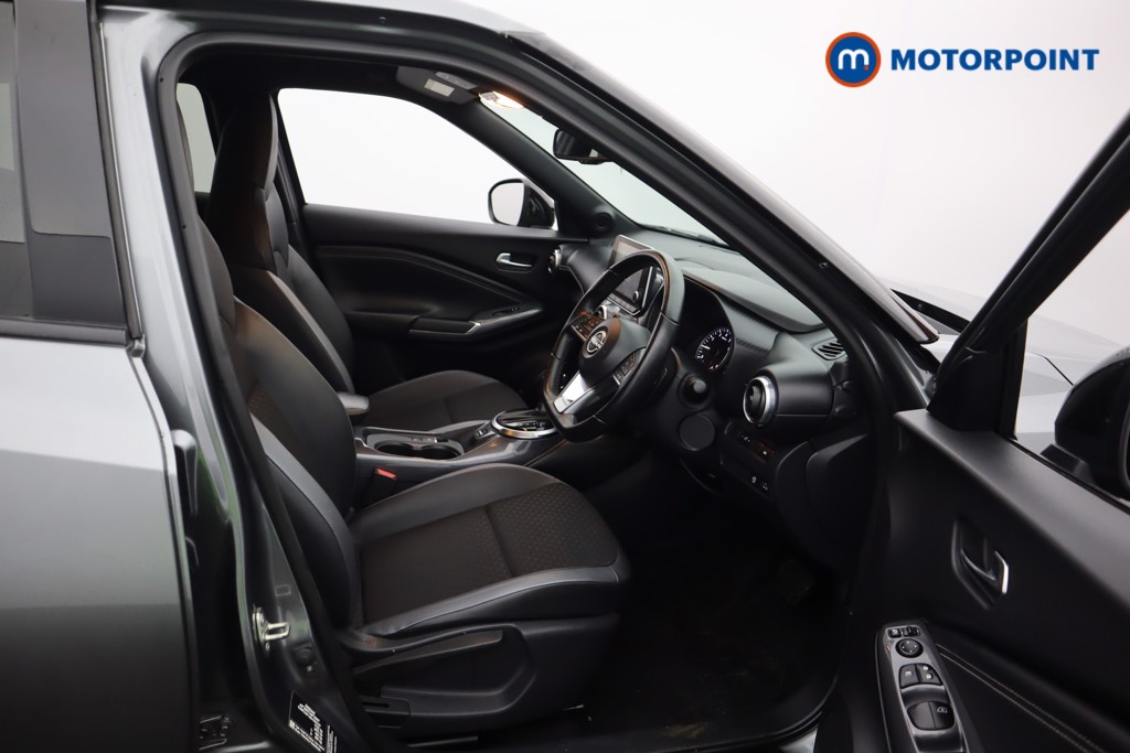 Nissan Juke N-Connecta Automatic Petrol SUV - Stock Number (1604124) - 23rd supplementary image