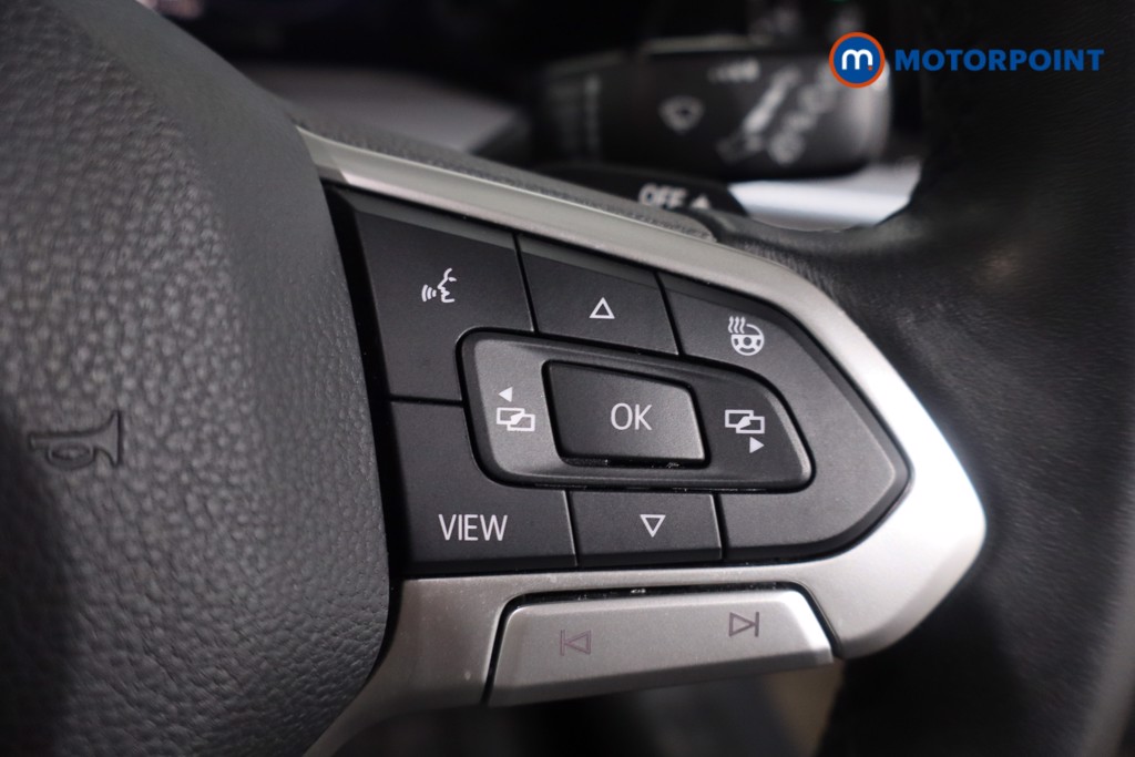 Volkswagen Golf Active Automatic Petrol Hatchback - Stock Number (1604241) - 8th supplementary image