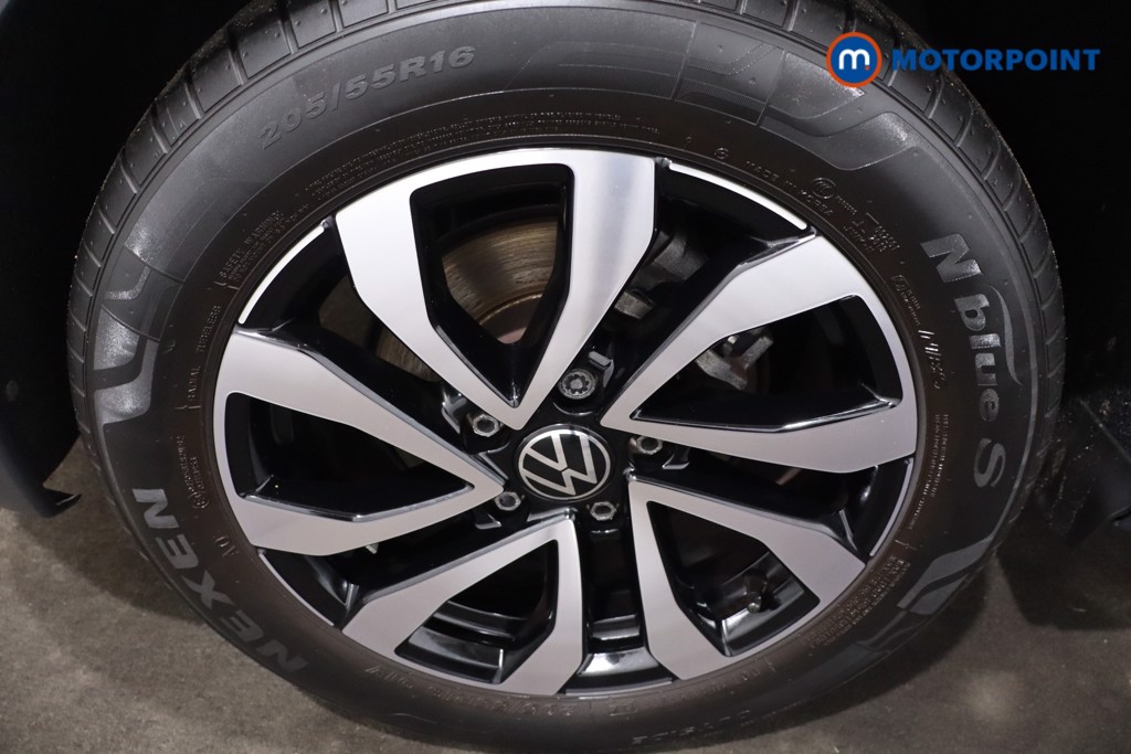 Volkswagen Golf Active Automatic Petrol Hatchback - Stock Number (1604241) - 9th supplementary image