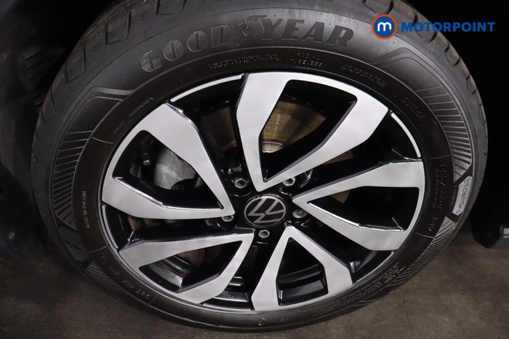 Volkswagen Golf Active Automatic Petrol Hatchback - Stock Number (1604241) - 11th supplementary image