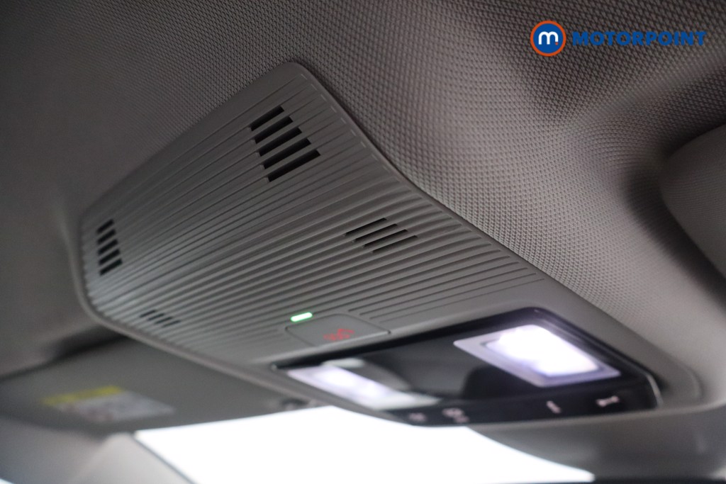 Volkswagen Golf Active Automatic Petrol Hatchback - Stock Number (1604241) - 20th supplementary image