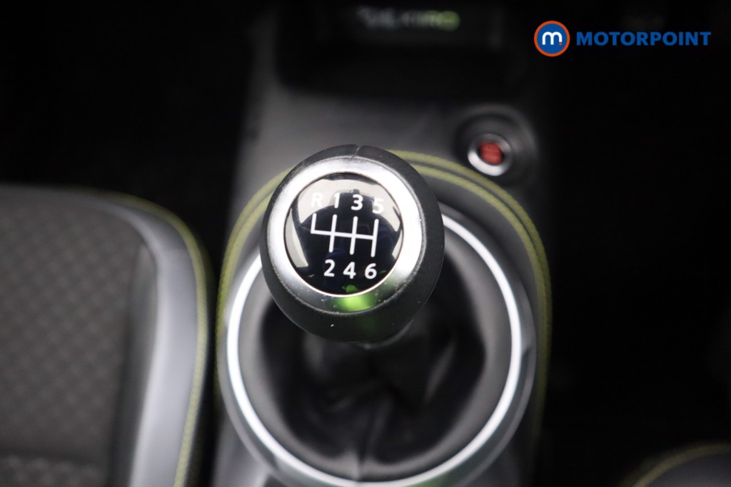 Nissan Juke Kiiro Manual Petrol SUV - Stock Number (1604276) - 15th supplementary image