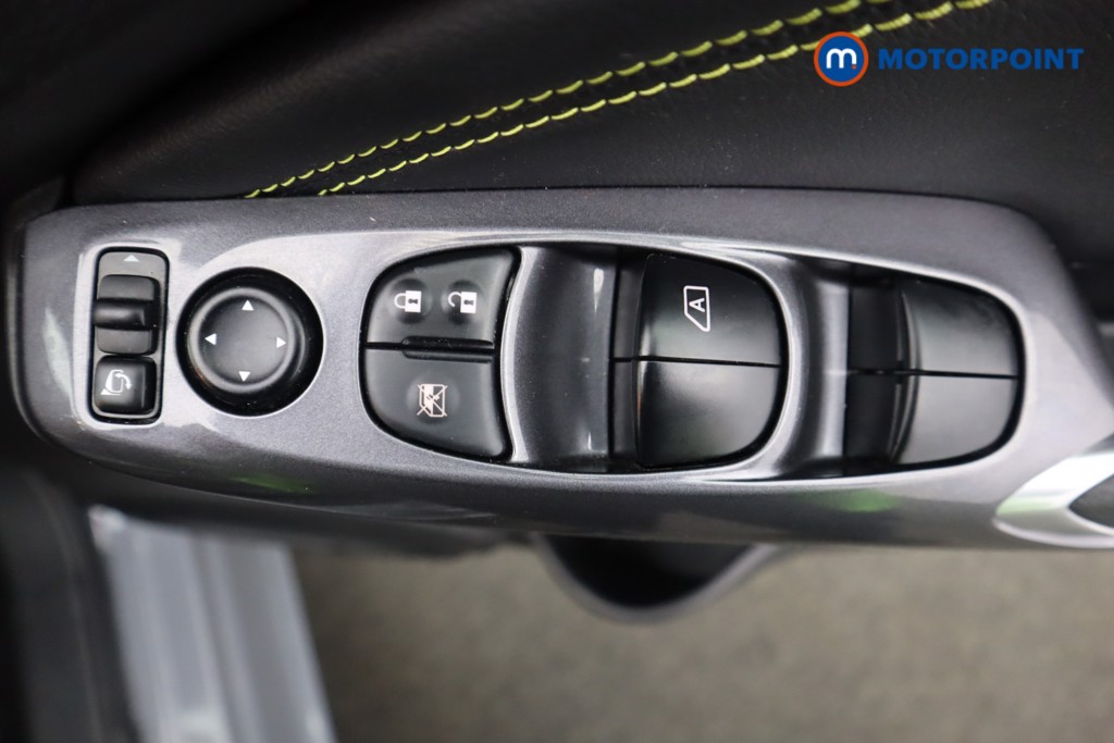 Nissan Juke Kiiro Manual Petrol SUV - Stock Number (1604276) - 20th supplementary image