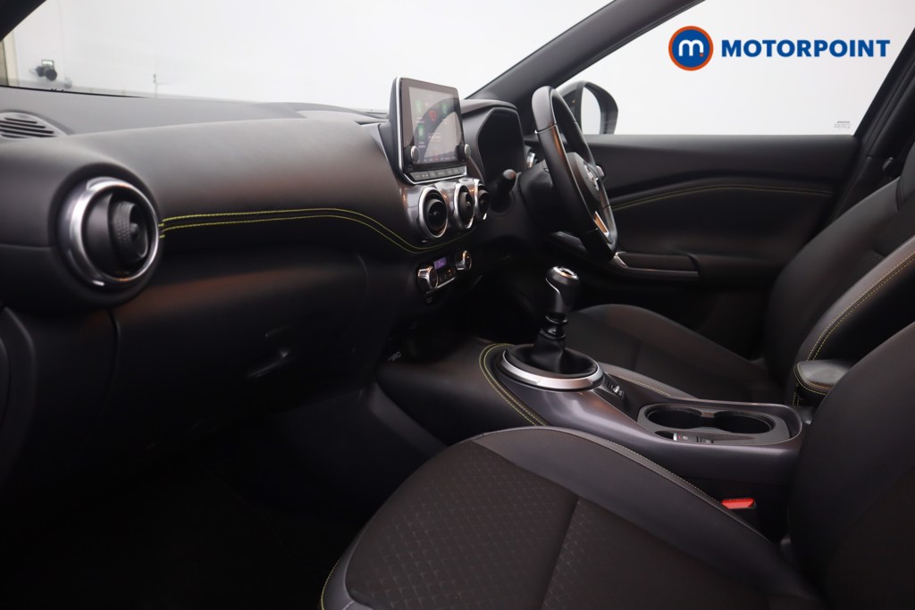 Nissan Juke Kiiro Manual Petrol SUV - Stock Number (1604276) - 33rd supplementary image