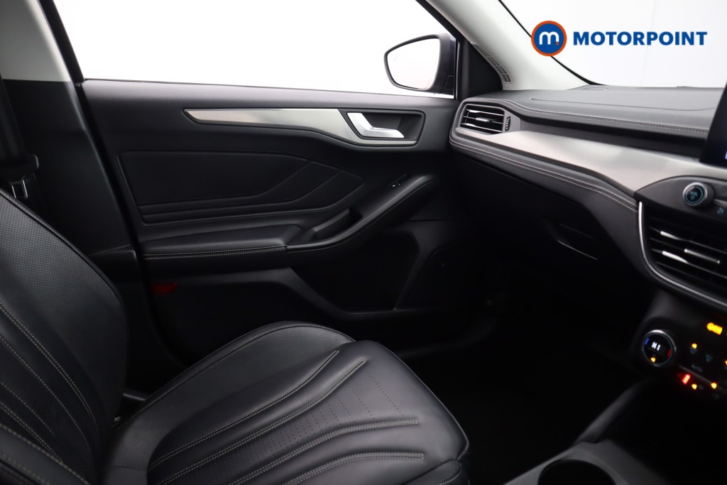 Ford Focus Vignale Active X Automatic Diesel Estate - Stock Number (1604325) - 20th supplementary image