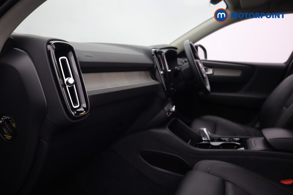 Volvo Xc40 Ultra Automatic Petrol SUV - Stock Number (1604651) - 38th supplementary image