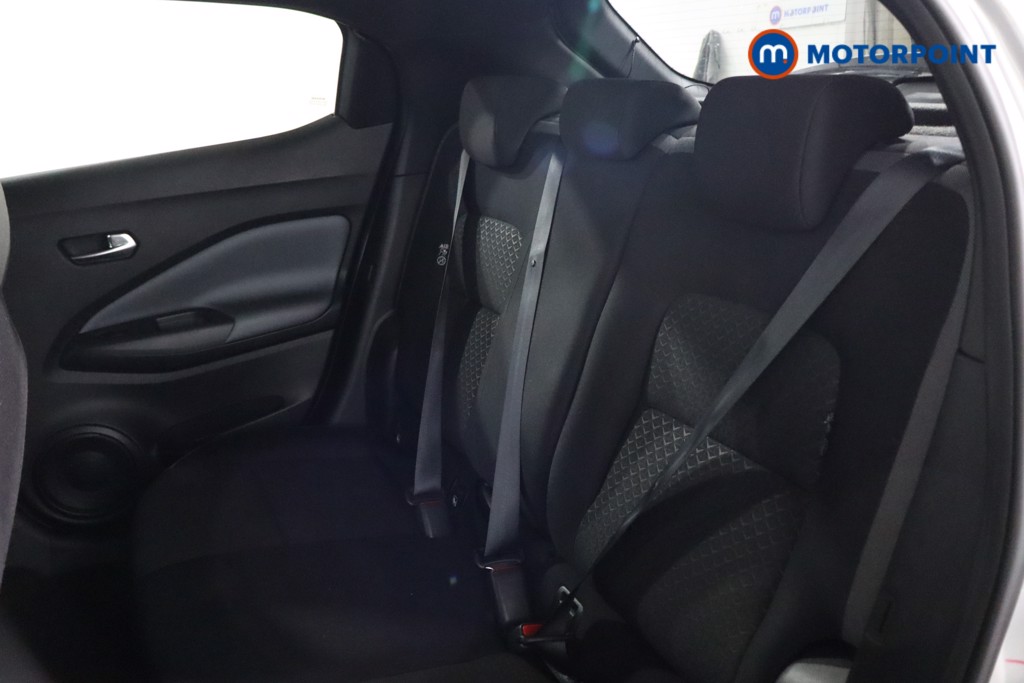 Nissan Juke N-Connecta Manual Petrol SUV - Stock Number (1574522) - 21st supplementary image