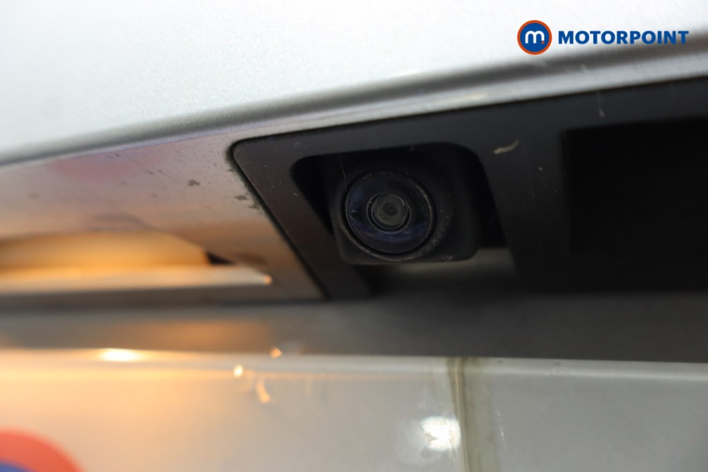 Nissan Juke N-Connecta Manual Petrol SUV - Stock Number (1574522) - 24th supplementary image