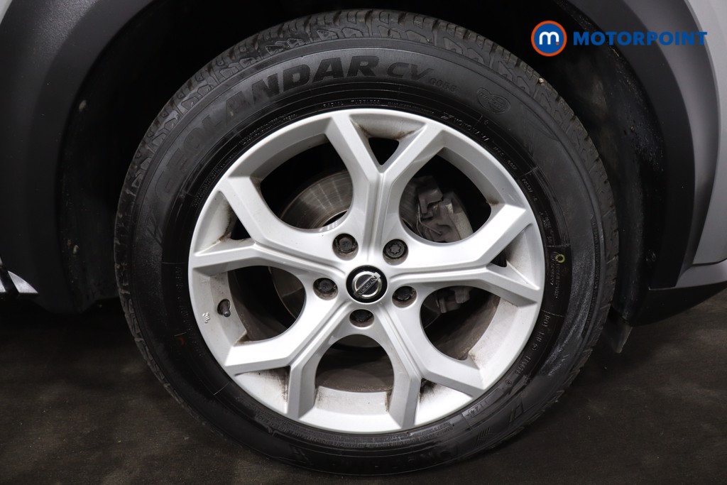 Nissan Juke N-Connecta Manual Petrol SUV - Stock Number (1574522) - 26th supplementary image