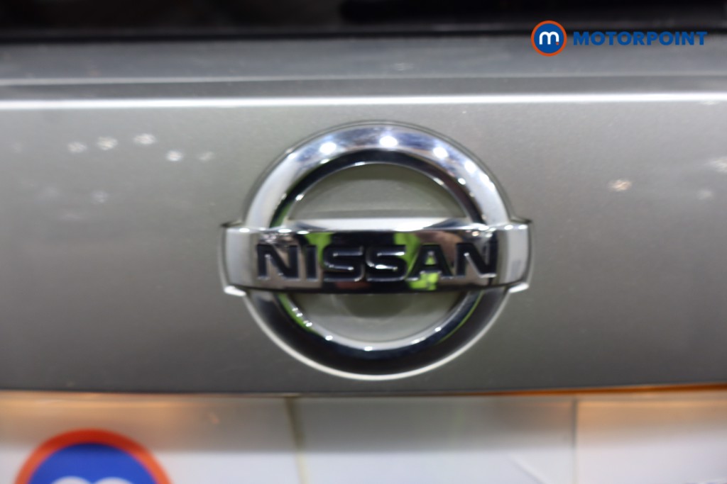 Nissan Juke N-Connecta Manual Petrol SUV - Stock Number (1574522) - 32nd supplementary image