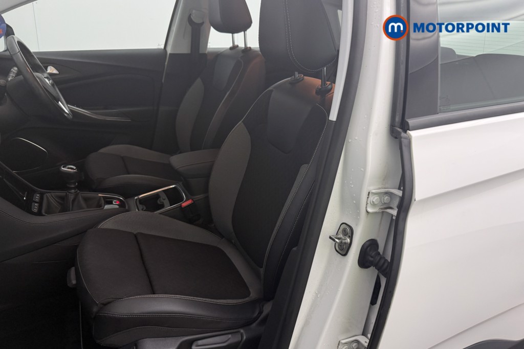 Vauxhall Grandland X Business Edition Nav Manual Petrol SUV - Stock Number (1587735) - 2nd supplementary image