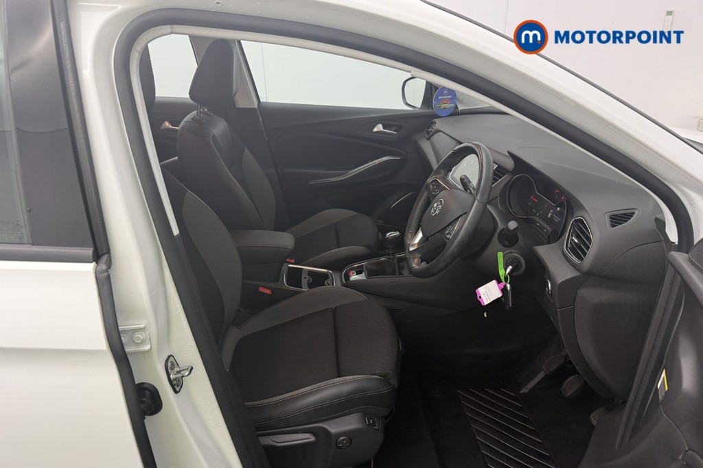 Vauxhall Grandland X Business Edition Nav Manual Petrol SUV - Stock Number (1587735) - 16th supplementary image