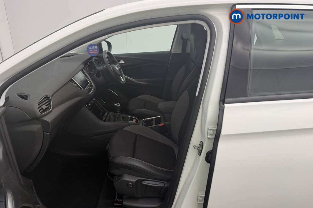 Vauxhall Grandland X Business Edition Nav Manual Petrol SUV - Stock Number (1587735) - 1st supplementary image