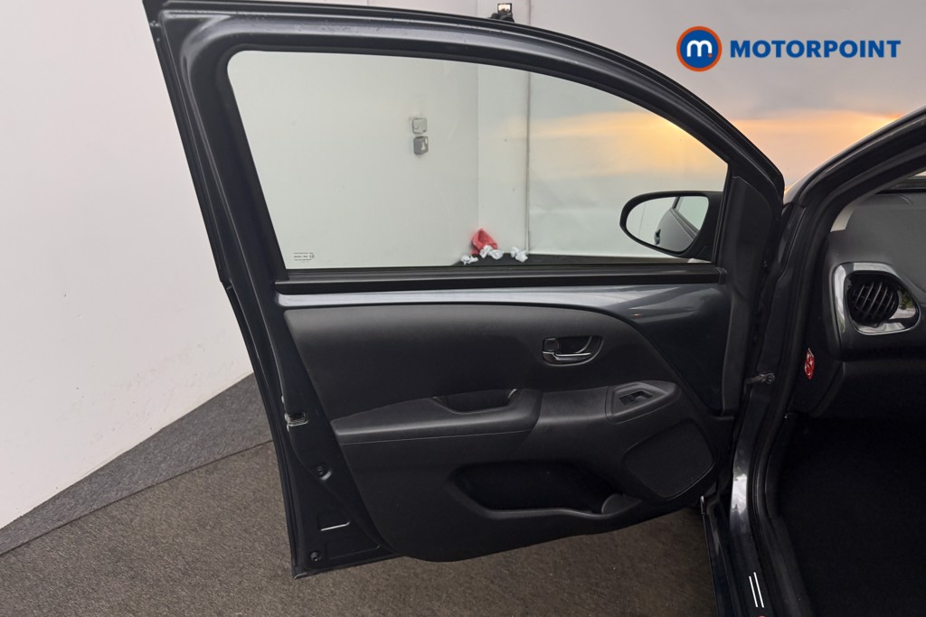 Toyota Aygo X-Press Automatic Petrol Hatchback - Stock Number (1589361) - 4th supplementary image