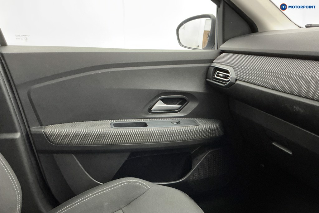 Dacia Jogger Expression Manual Petrol People Carrier - Stock Number (1589573) - 21st supplementary image