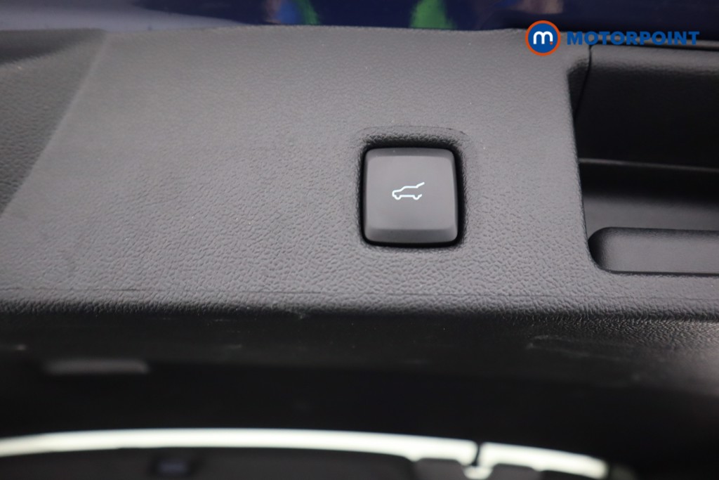 Ford Kuga St-Line Edition Automatic Petrol Plug-In Hybrid SUV - Stock Number (1590120) - 34th supplementary image