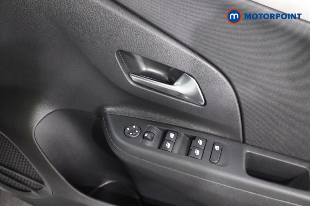 Vauxhall Corsa Design Automatic Petrol Hatchback - Stock Number (1590289) - 8th supplementary image