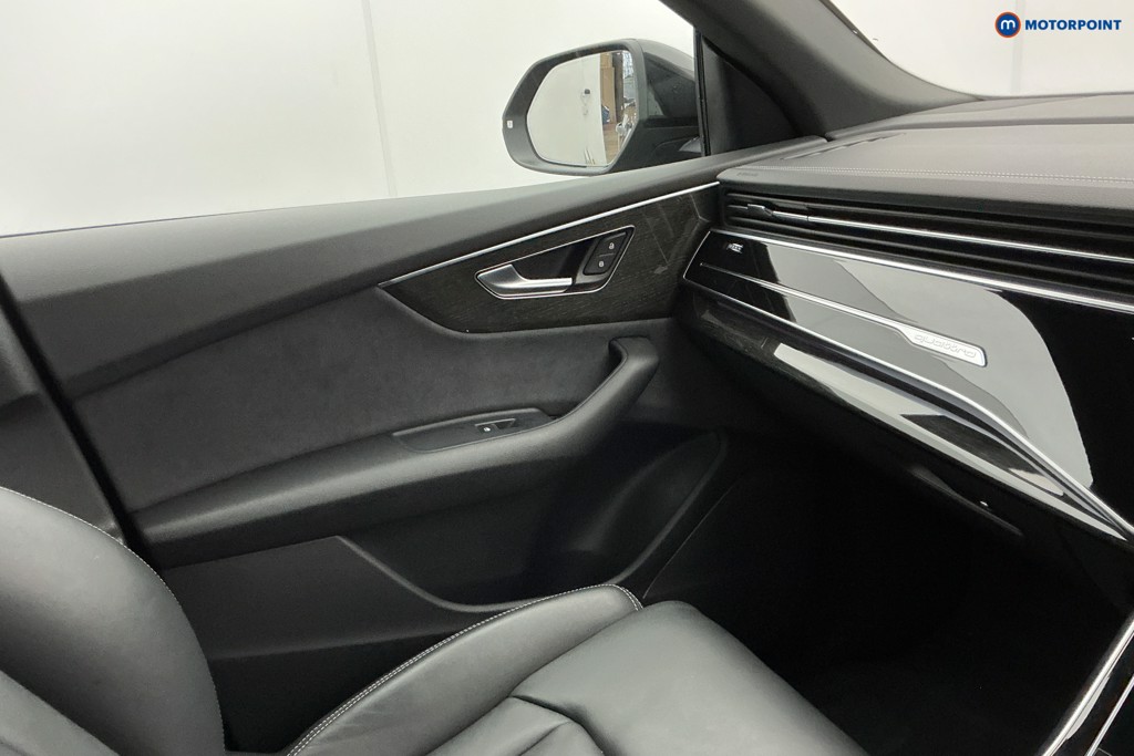 Audi Q8 Black Edition Automatic Petrol Plug-In Hybrid SUV - Stock Number (1590478) - 19th supplementary image