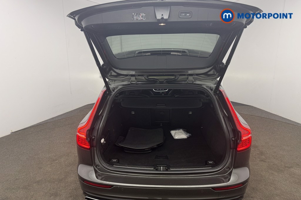 Volvo V60 R Design Automatic Petrol Estate - Stock Number (1590745) - 11th supplementary image