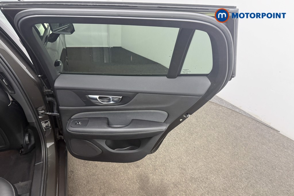 Volvo V60 R Design Automatic Petrol Estate - Stock Number (1590745) - 15th supplementary image