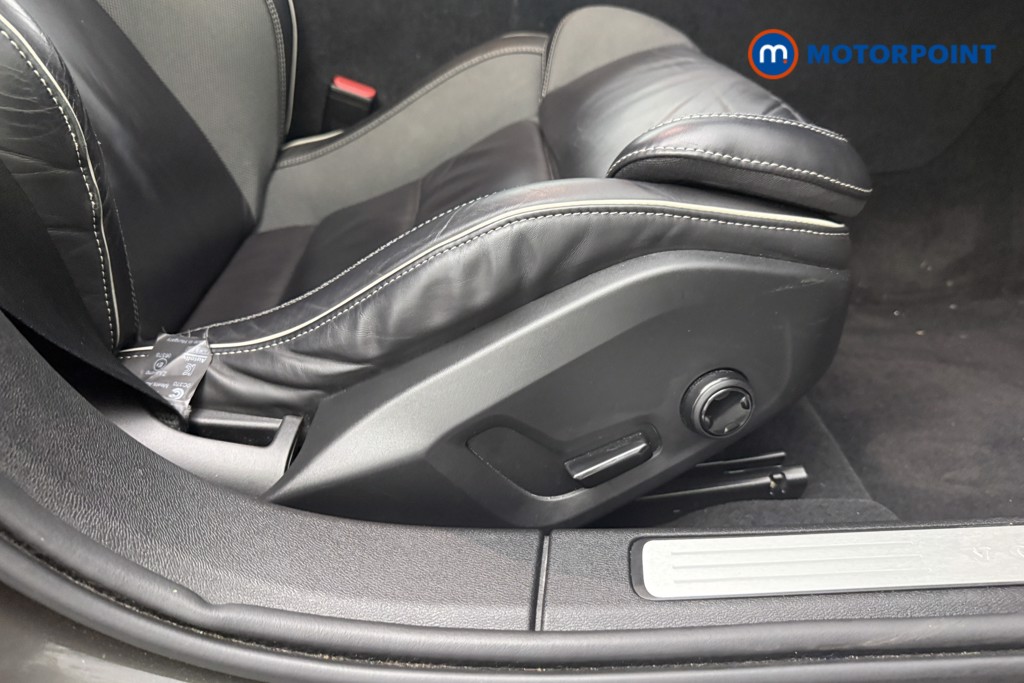 Volvo V60 R Design Automatic Petrol Estate - Stock Number (1590745) - 38th supplementary image