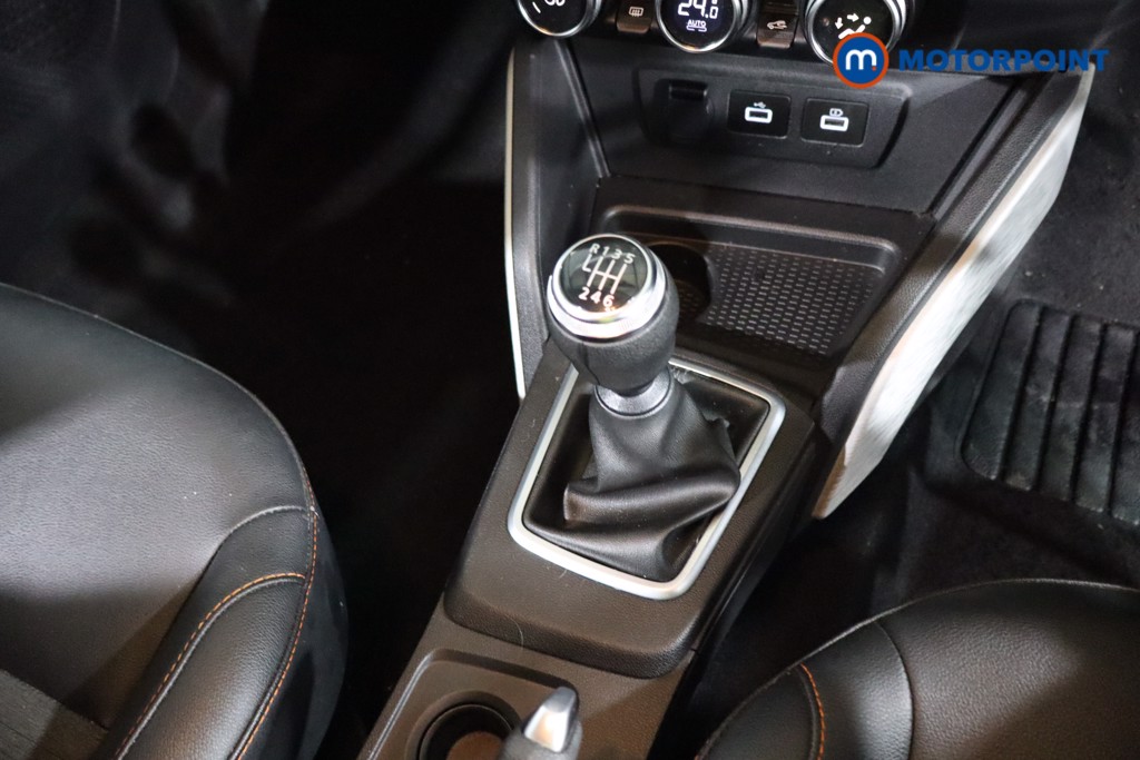 Dacia Duster Extreme Se Manual Petrol SUV - Stock Number (1590821) - 13th supplementary image