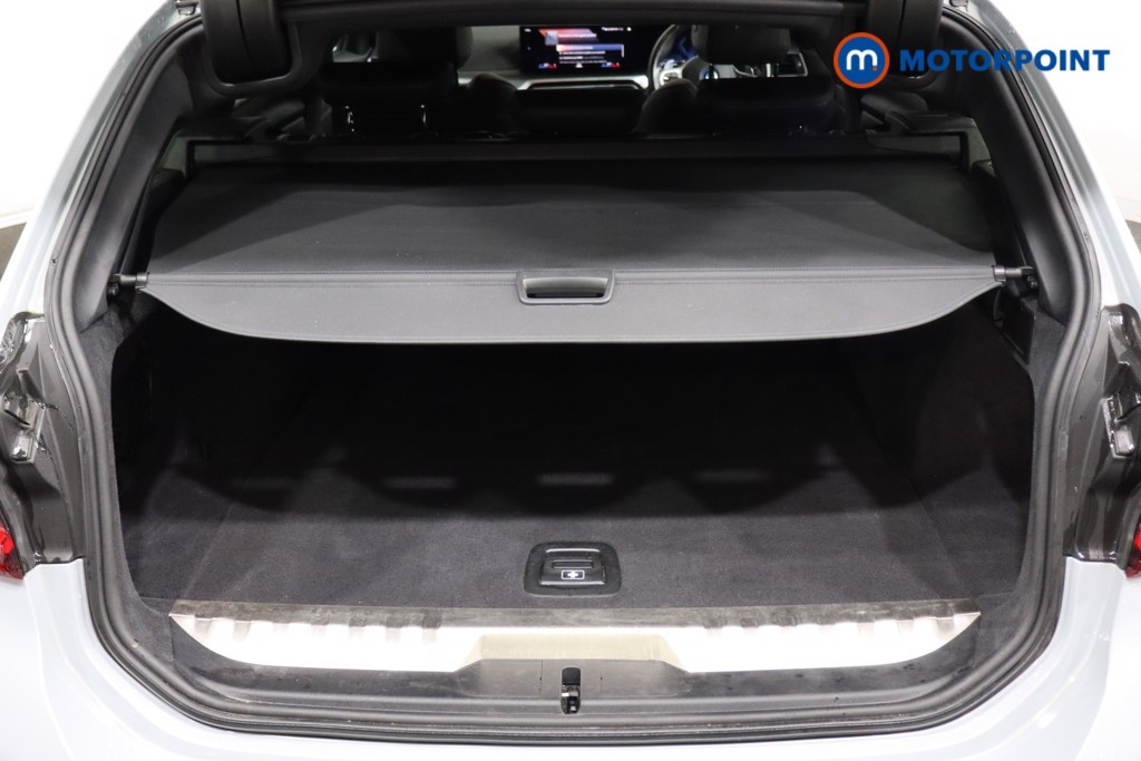 BMW 3 Series M Sport Automatic Petrol Plug-In Hybrid Estate - Stock Number (1591873) - 16th supplementary image