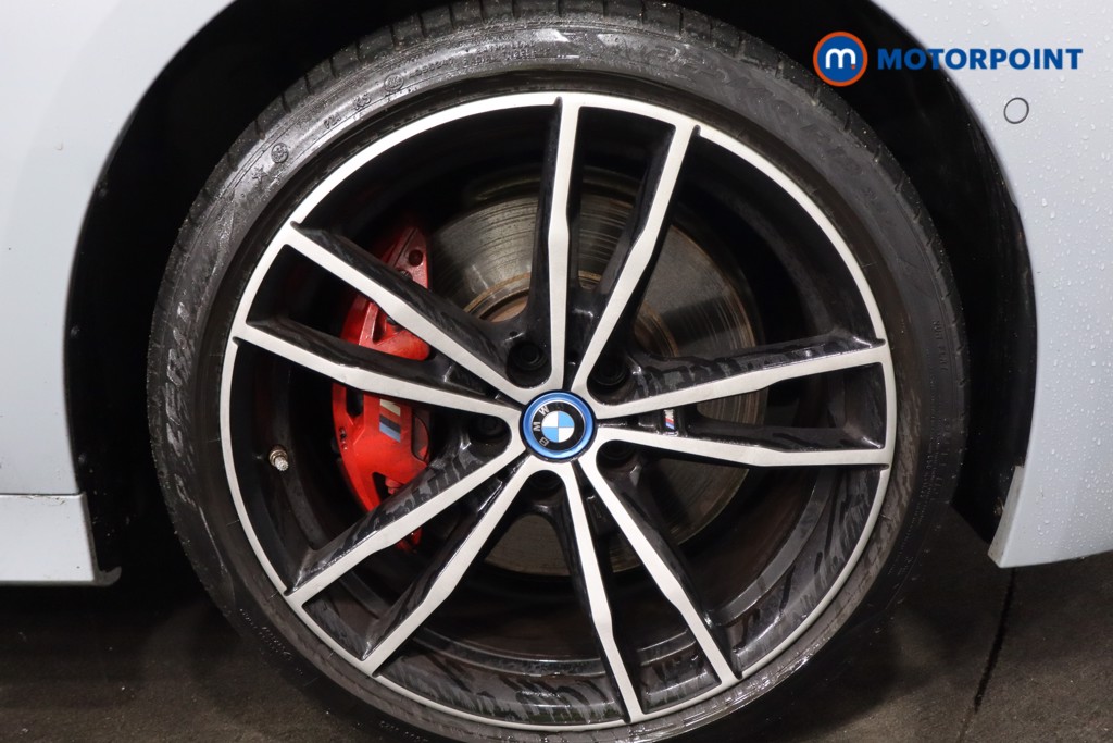 BMW 3 Series M Sport Automatic Petrol Plug-In Hybrid Estate - Stock Number (1591873) - 18th supplementary image