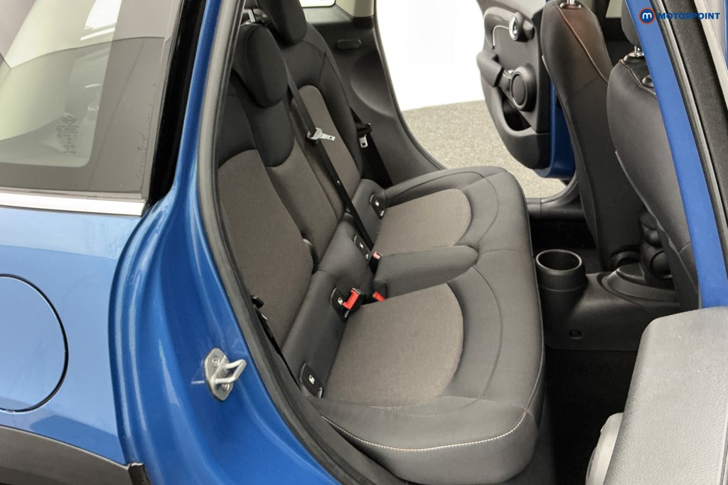 Mini Hatchback Cooper Classic Automatic Petrol Hatchback - Stock Number (1592083) - 5th supplementary image