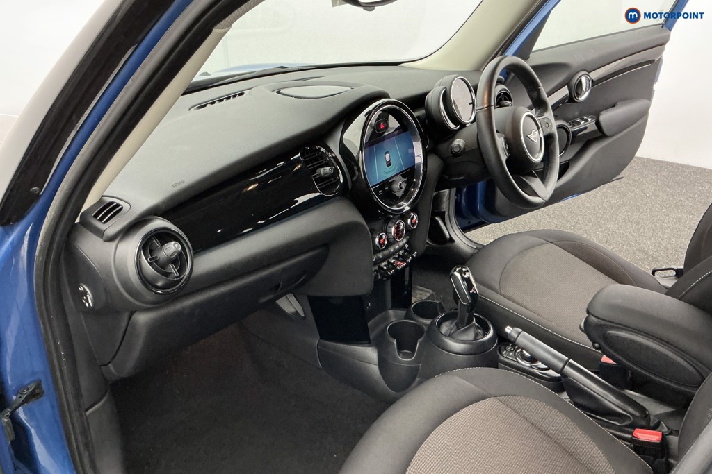 Mini Hatchback Cooper Classic Automatic Petrol Hatchback - Stock Number (1592083) - 9th supplementary image