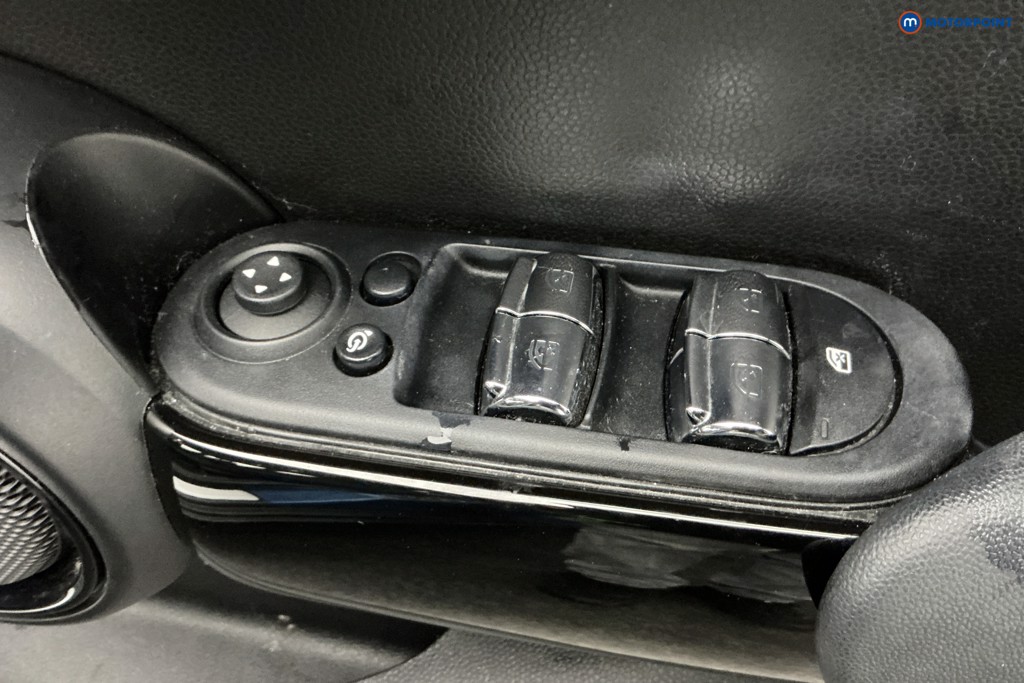 Mini Hatchback Cooper Classic Automatic Petrol Hatchback - Stock Number (1592083) - 24th supplementary image