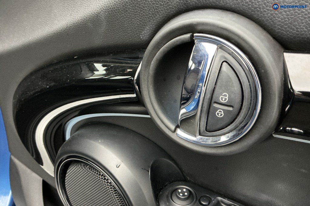 Mini Hatchback Cooper Classic Automatic Petrol Hatchback - Stock Number (1592083) - 25th supplementary image