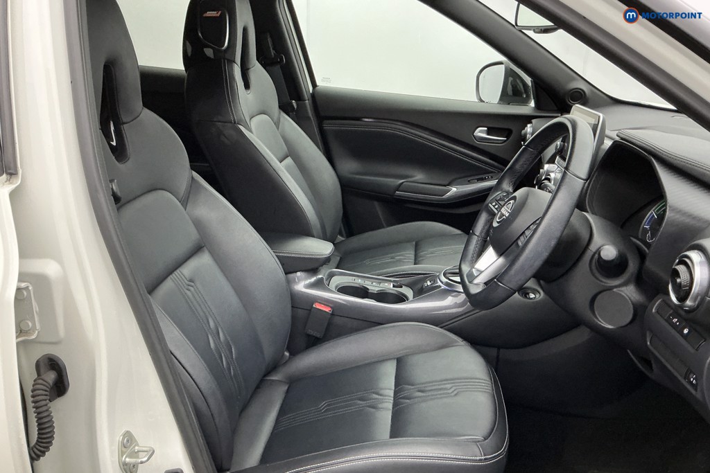 Nissan Juke Tekna Automatic Petrol-Electric Hybrid SUV - Stock Number (1592212) - 6th supplementary image