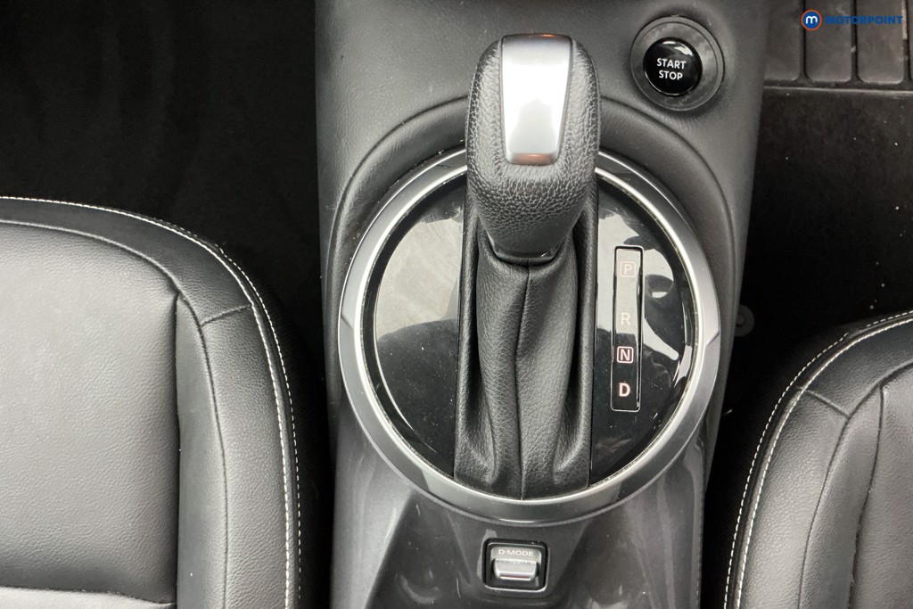 Nissan Juke Tekna Automatic Petrol-Electric Hybrid SUV - Stock Number (1592212) - 17th supplementary image