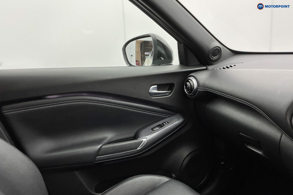 Nissan Juke Tekna Automatic Petrol-Electric Hybrid SUV - Stock Number (1592212) - 20th supplementary image