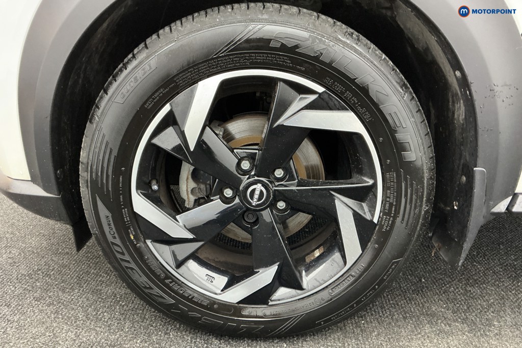 Nissan Juke Tekna Automatic Petrol-Electric Hybrid SUV - Stock Number (1592212) - 36th supplementary image