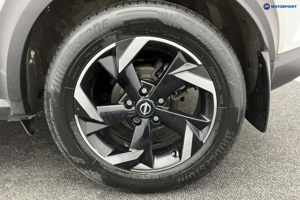 Nissan Juke Tekna Automatic Petrol-Electric Hybrid SUV - Stock Number (1592212) - 37th supplementary image