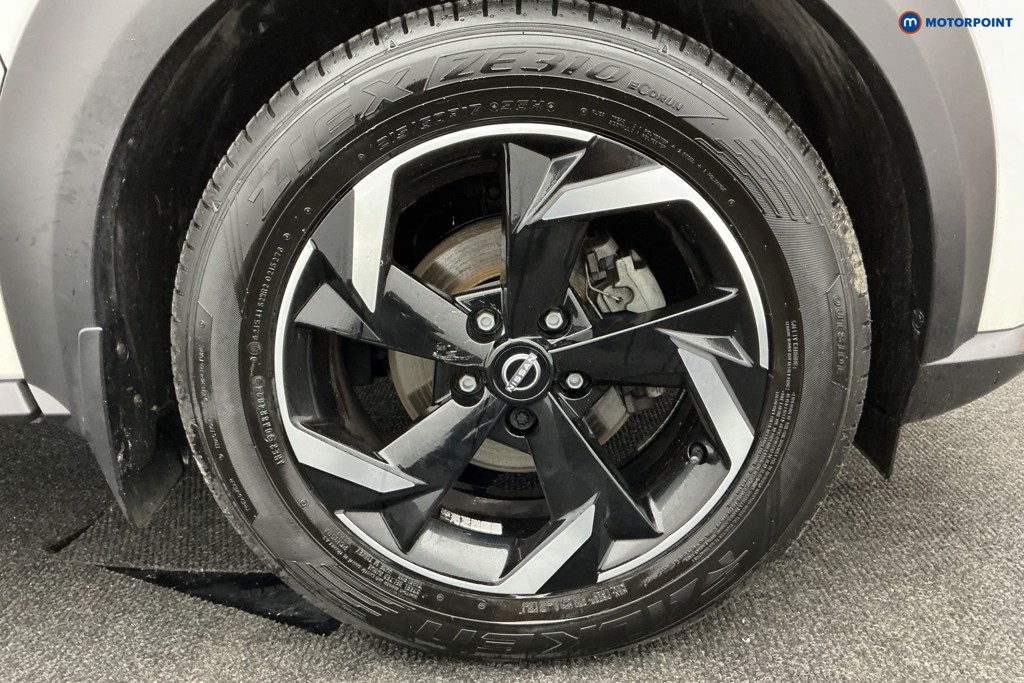 Nissan Juke Tekna Automatic Petrol-Electric Hybrid SUV - Stock Number (1592212) - 39th supplementary image