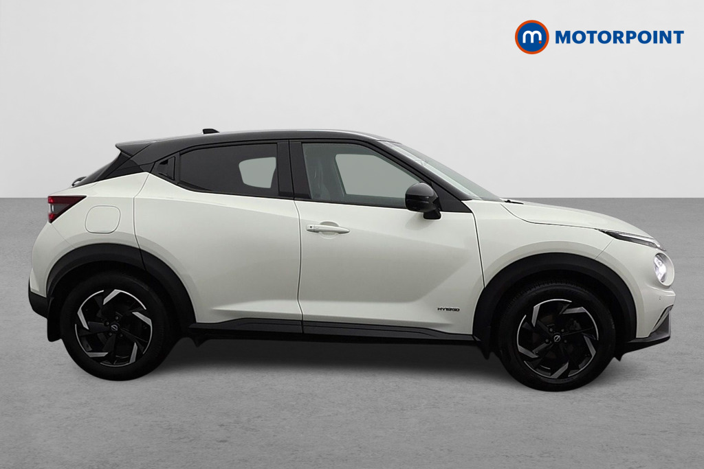 Nissan Juke Tekna Automatic Petrol-Electric Hybrid SUV - Stock Number (1592212) - Drivers side