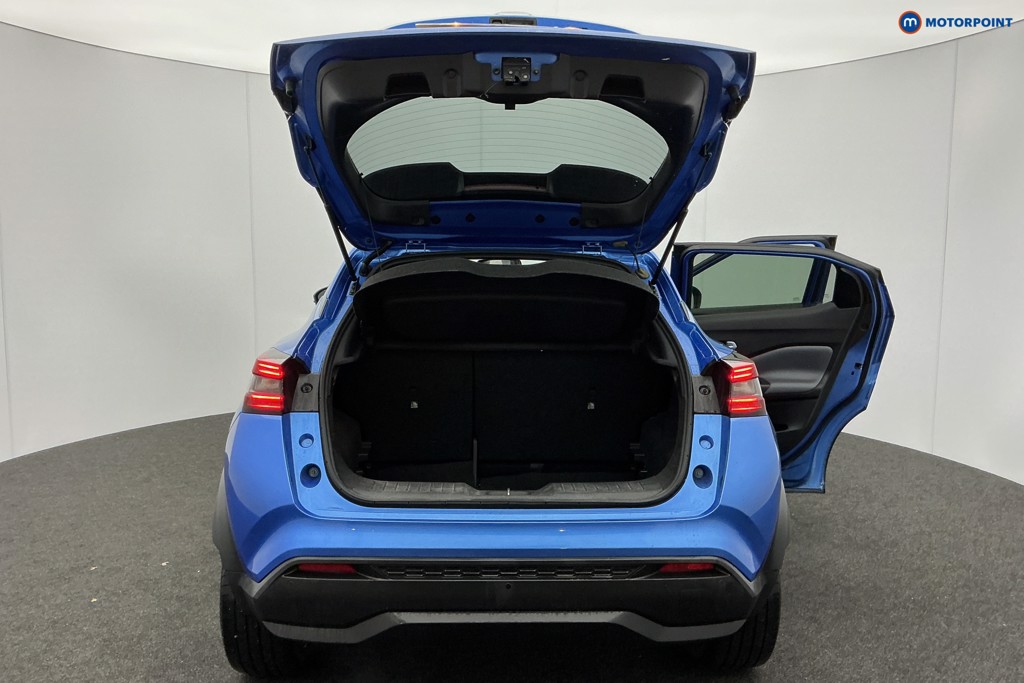 Nissan Juke Tekna Automatic Petrol SUV - Stock Number (1592221) - 3rd supplementary image