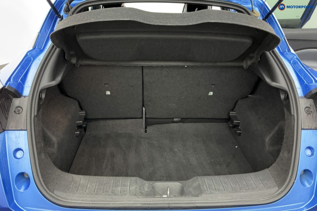 Nissan Juke Tekna Automatic Petrol SUV - Stock Number (1592221) - 4th supplementary image