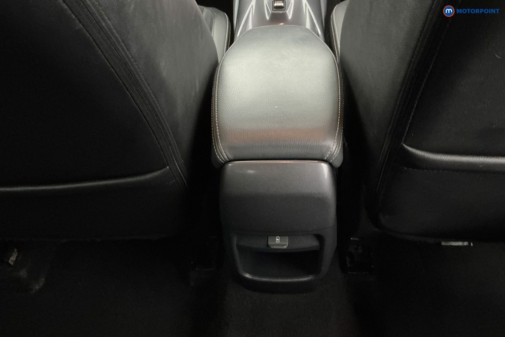 Nissan Juke Tekna Automatic Petrol SUV - Stock Number (1592221) - 12th supplementary image