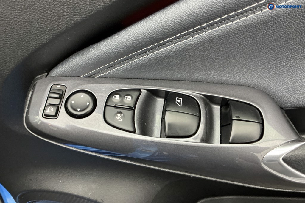 Nissan Juke Tekna Automatic Petrol SUV - Stock Number (1592221) - 25th supplementary image