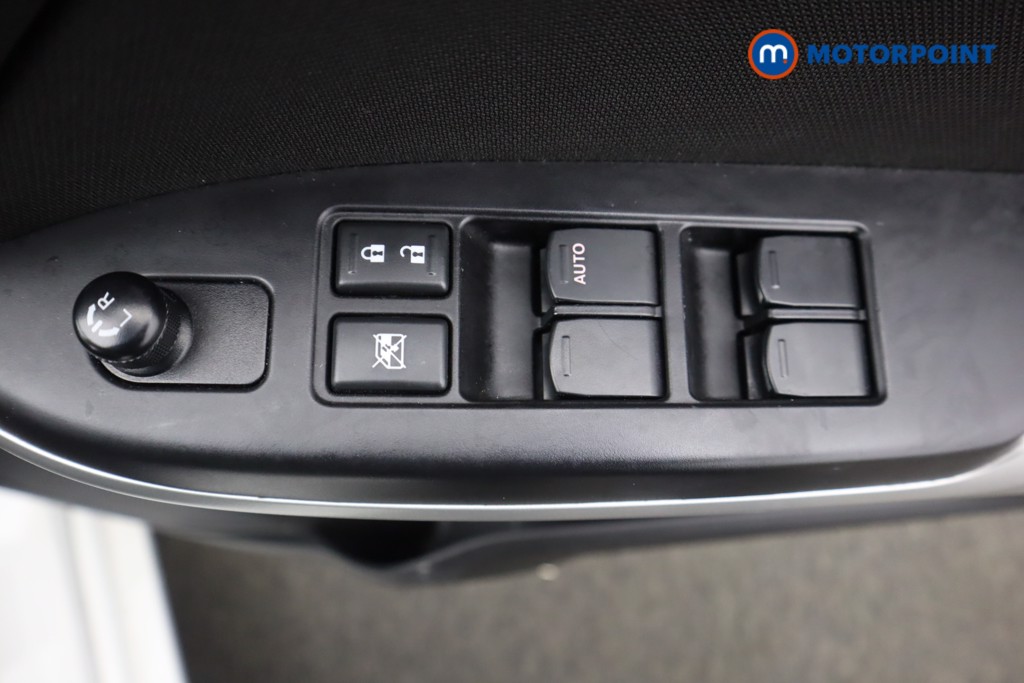 Suzuki Baleno SZ5 Automatic Petrol Hatchback - Stock Number (1593859) - 20th supplementary image