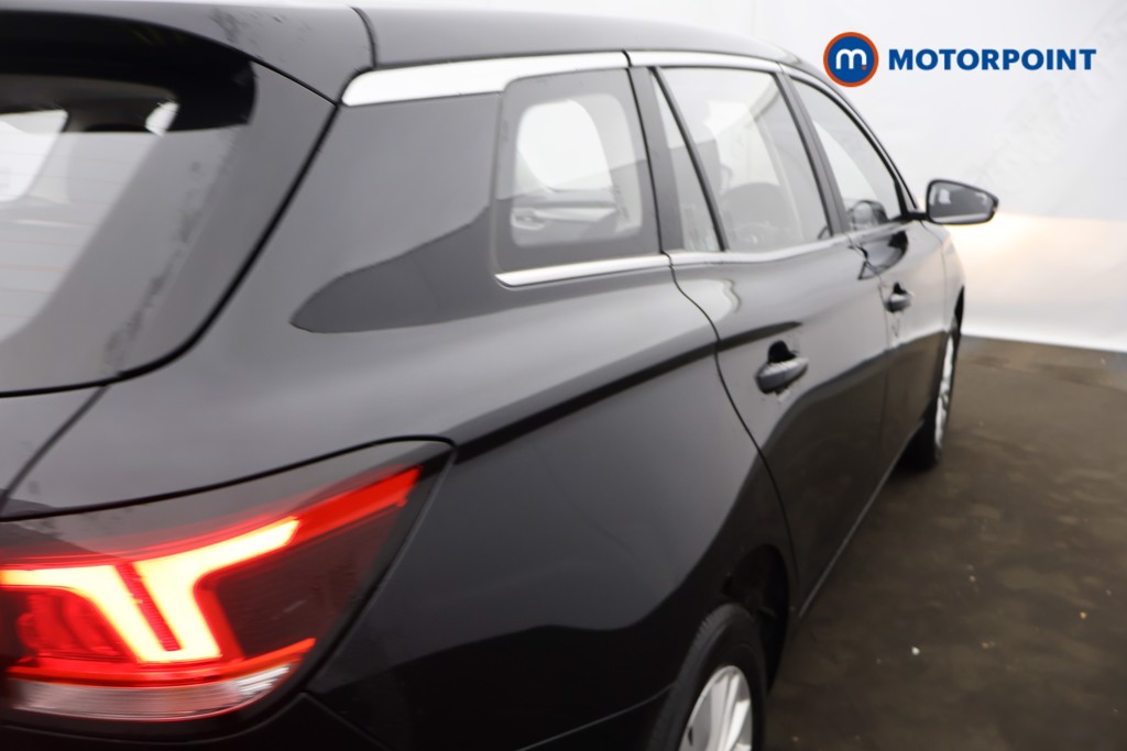 Mg Motor Uk MG5 Excite Automatic Electric Estate - Stock Number (1594013) - 23rd supplementary image