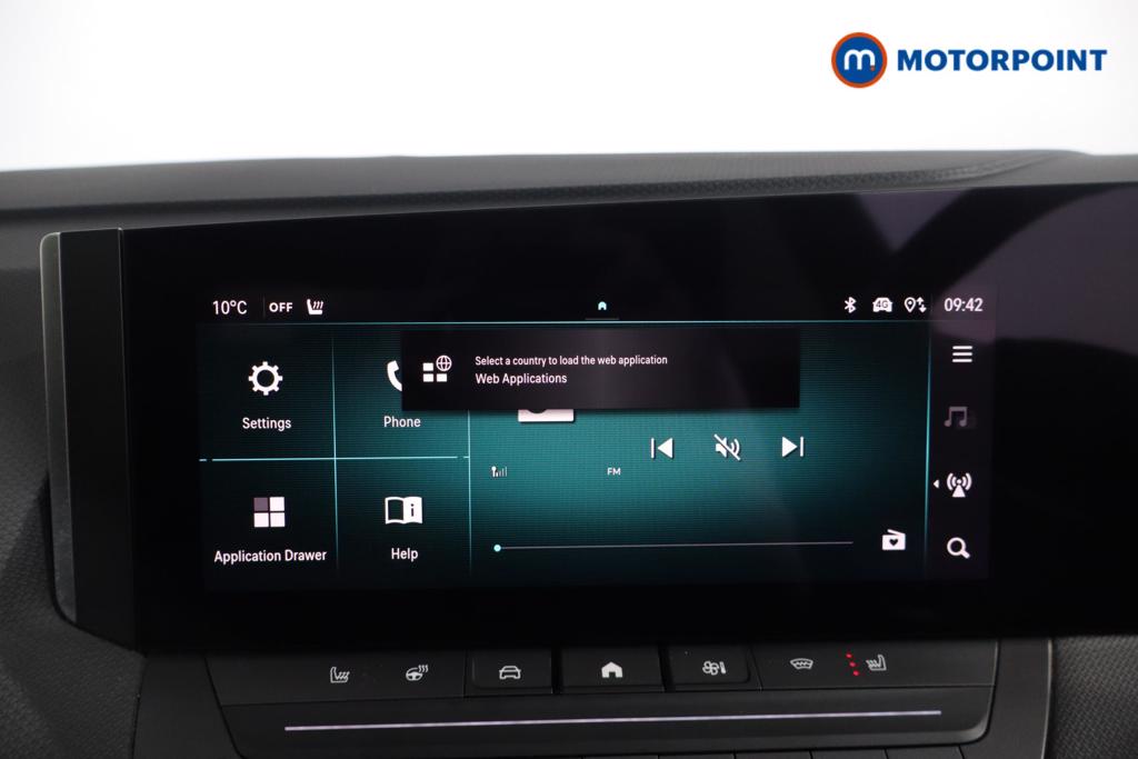 Vauxhall Astra Ultimate Automatic Petrol Hatchback - Stock Number (1594911) - 2nd supplementary image