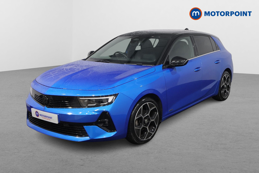 Vauxhall Astra Ultimate Automatic Petrol Hatchback - Stock Number (1594911) - Passenger side front corner