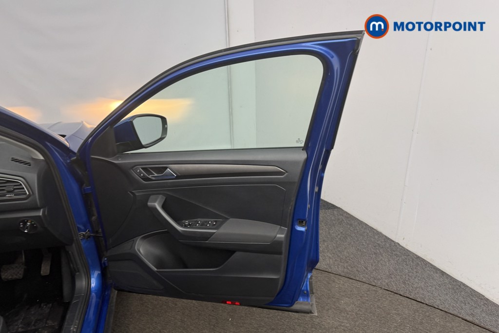 Volkswagen T-Roc SE Automatic Petrol SUV - Stock Number (1595773) - 16th supplementary image