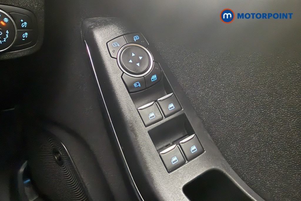 Ford Fiesta Titanium X Manual Petrol Hatchback - Stock Number (1595913) - 15th supplementary image