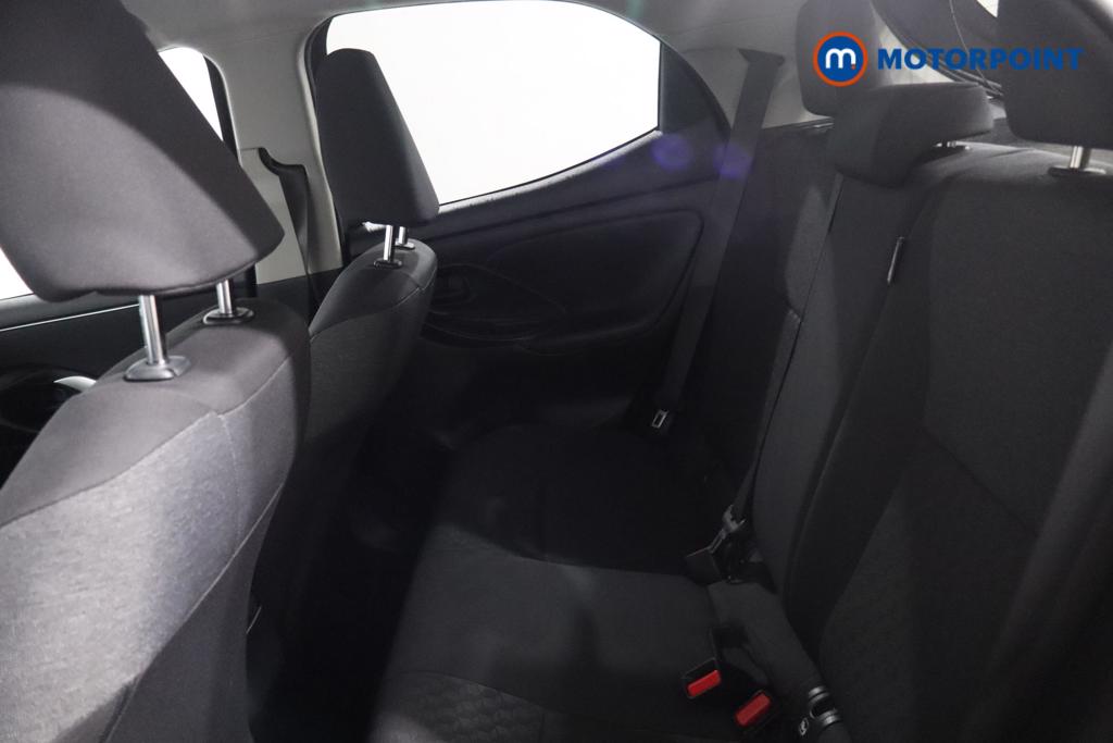 Toyota Yaris Design Automatic Petrol-Electric Hybrid Hatchback - Stock Number (1596526) - 15th supplementary image